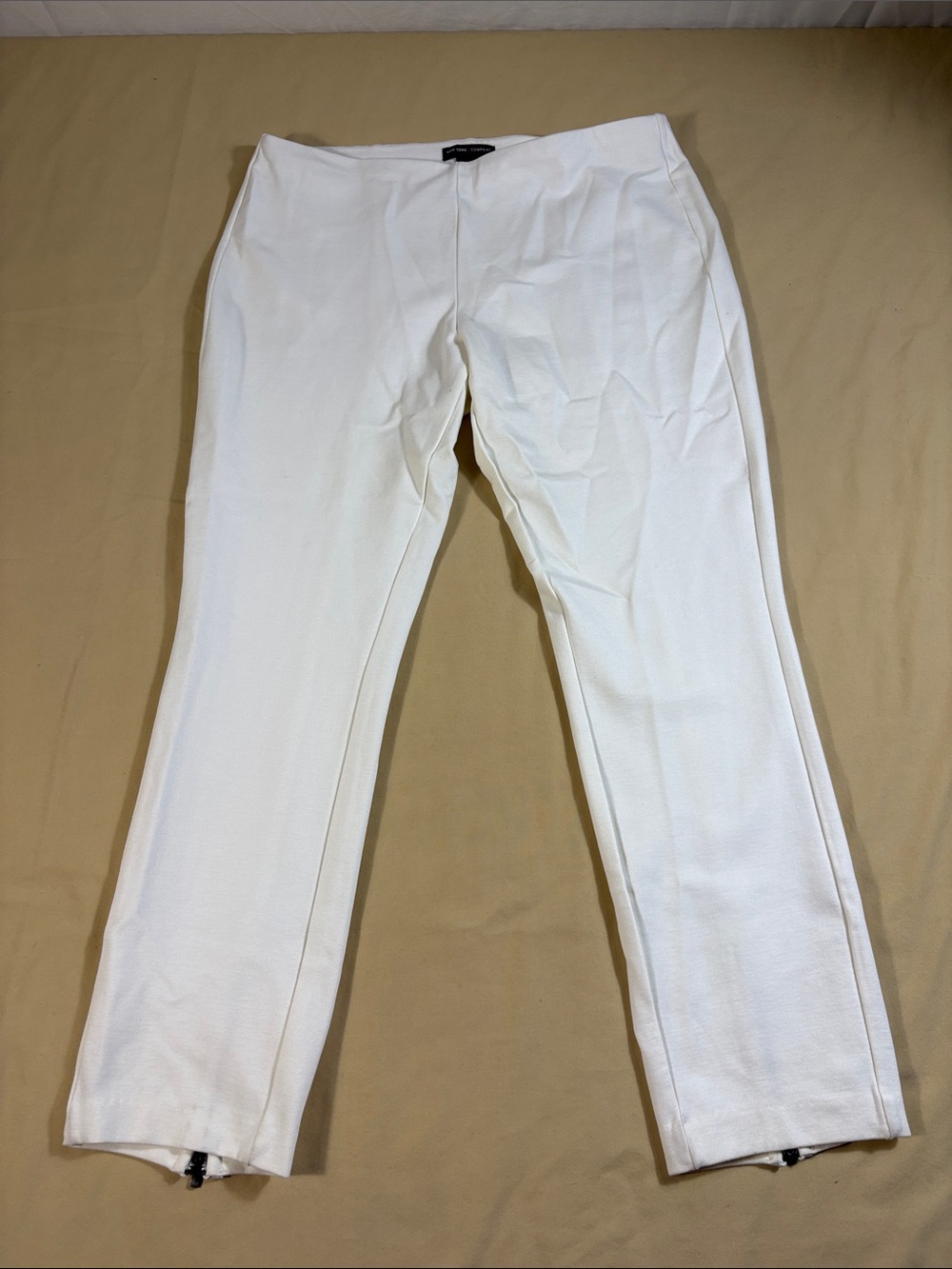 NWT New York & Company Womens White Slim Ankle Stretch Trousers Zip Hem Leggings
